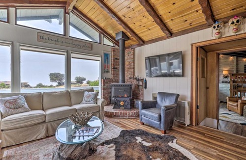 Manchester House | Irish Beach Cottage w/Beach Access & Ocean Views
