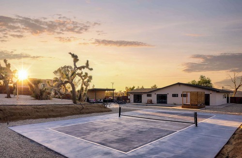 Joshua Tree House | JT Luxe: Pool-Spa/Lighted Pickleball/Sauna/Dome