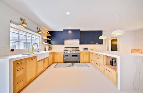 La Jolla Shores House | La Jolla Shores Perfection | Hot Tub, Fence Yard, AC & Grill