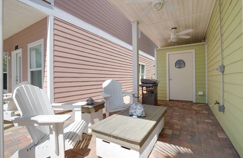 Laguna Beach Estates House | Laguna Beach PCB 5/3, STEPS TO THE BEACH-5 STAR RENTAL- CONVENIENT TO EVERYTHING