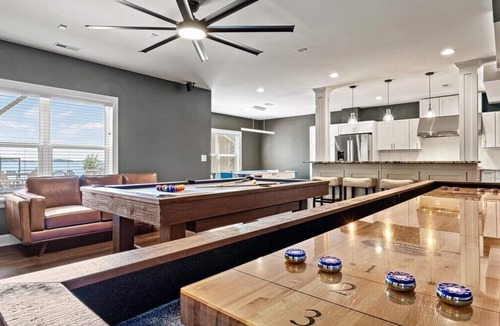 Denver Villa | Lake Norman Lakefront Estate — Sleeps 22, Movie Theater, Biggest Dock on the Lake (3,400 sqft), 2 Full Chef's Kitchens, Resort-Style Living
