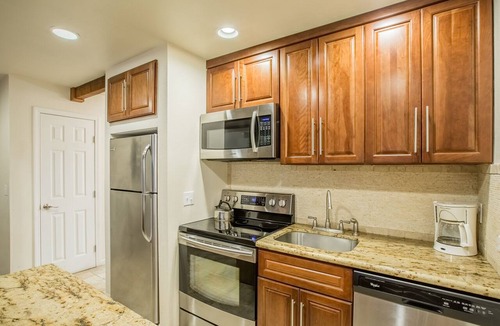 South Lake Tahoe Condo | Lakeland Village #109 - Honeymoon Studio