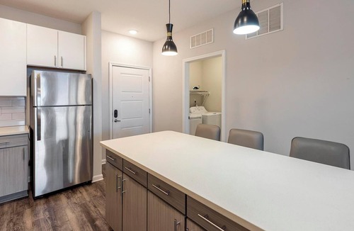 Charlotte Apartment | Landing | Stunning 1BD, Pool, Yoga Studio