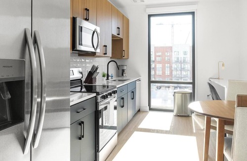 Charlotte Apartment | Landing | Stunning Studio in Uptown Charlotte