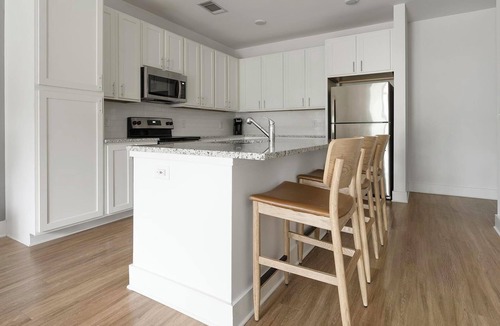 Fort Mill Apartment | Landing | Spectacular 1BD, Pool, Gym