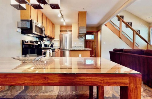 Mammoth Lakes Condo | Located near the Village and can sleep a crowd! Year round hot tub near condo