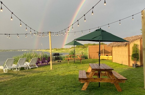 Misquamicut Apartment | LOCATION LOCATION LOCATION