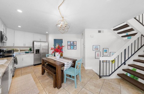 Mission Beach House | Location Location! Steps to beach, parking