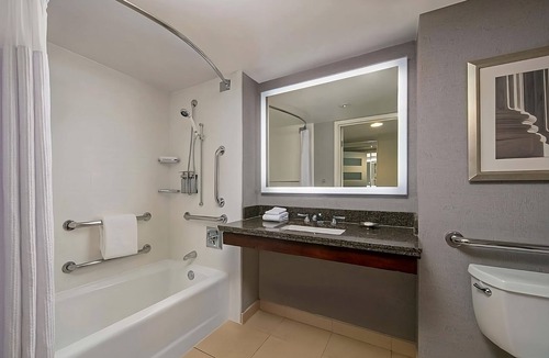 Executive Park Hotel | Look No Further! Stay Close to Mallard Creek Greenway! Parking, Pets Allowed