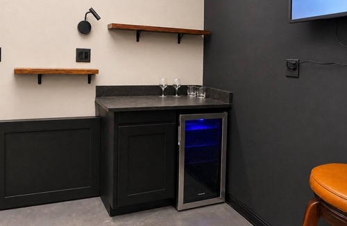 Georgetown House | Lux|8 Min to DT, Billiards, Spa, Office