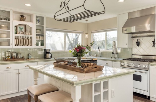 Paso Robles House | Luxe Wine Country Haven, Vineyard Views | Near Top Wineries | Adelaida Farmhouse