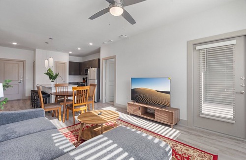 Stony Ridge North Apartment | Luxury 2BD/2BA Next to Airport 3689