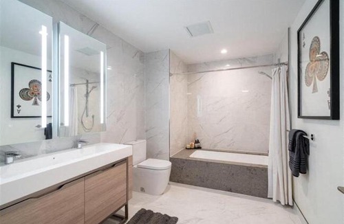 Downtown Los Angeles Apartment | Luxury Condo, Downtown Los Angeles, Crypto center.