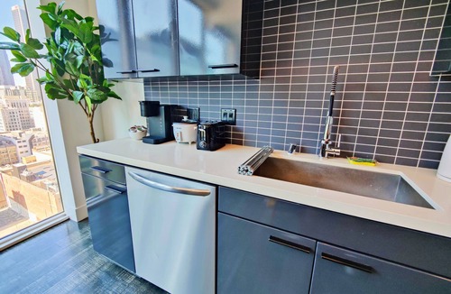 Historic Core Apartment | Luxury High-Rise in DTLA w/Fast Wi-Fi, Pool, Gym