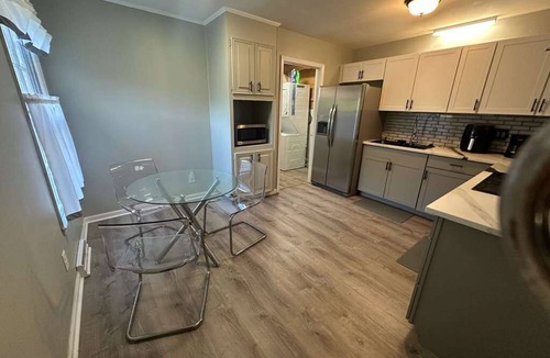 Gastonia House | Luxury Stay Gastonia