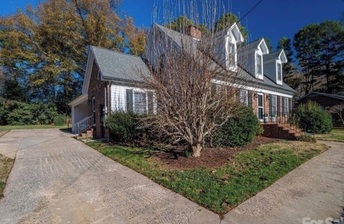 Gastonia House | Luxury Stay Gastonia