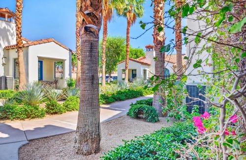 La Quinta Apartment | LV103 Downstairs 1 Bedroom in a Quiet Location