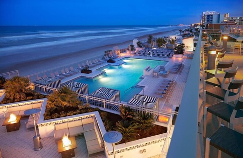 East Daytona Hotel | Making The Best Memories Along The Way! Beachfront Location, Outdoor Pool!