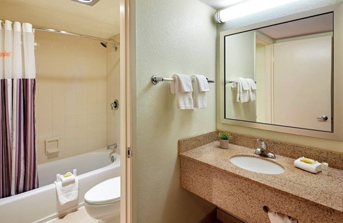 Mission Valley Hotel | Making The Best Memories Along The Way: Inviting Room with Pool Access