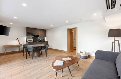 Eastern Malibu Apartment | Malibu Sand Suite #12 by Stay Awhile Villas