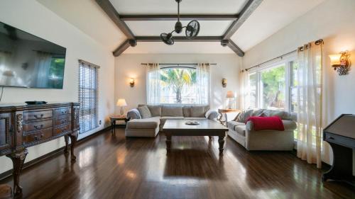 Loma Portal House | Mediterranean-Style Villa in Point Loma