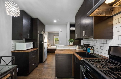Northeast Miami Apartment | MIMO5-5 | cozy corner of Miami's Modern District