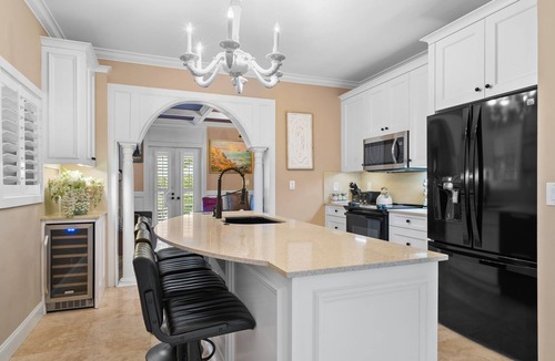 Hollywood House | MODERN 3 BEDROOM HOUSE IN HOLLYWOOD BEACH CASTLE