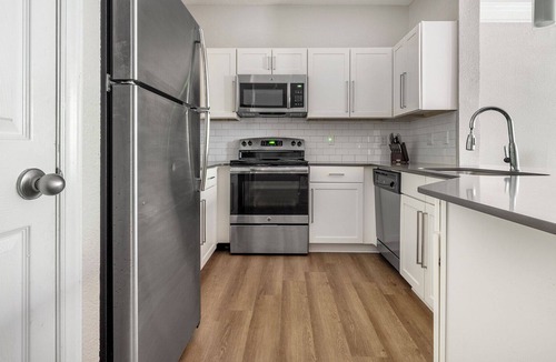 Ballantyne Apartment | Modern Apartment in Prime Location (ID1374X809)