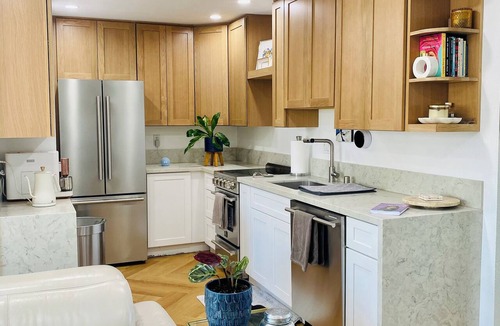 University City Condo | Modern Golden Triangle Condo Perfect for Extended & Corporate Stays