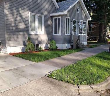 Bay City House | Modern home on city's westside