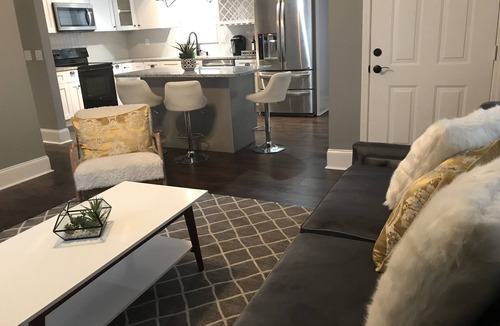 Optimist Park House | Modern Home Optimist Park close to Uptown, NODA, Plaza Midwood