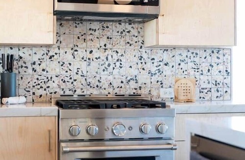 Joshua Tree House | Modern on Mars | NEWLY REMODELED | SPA | Fire-pit