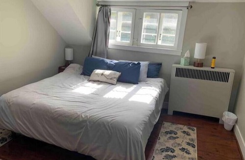 Old Chatham House | Monk's Bunk, Old Chatham
