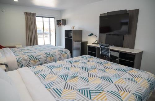 Soledad Hotel | Motel 6 Soledad, CA