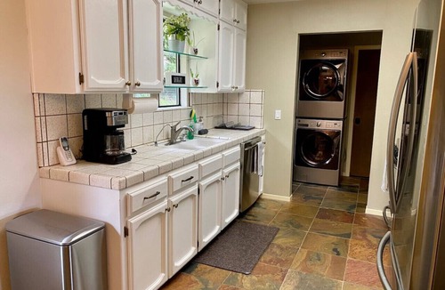 Oakhurst House | Mountain View Cabin near Yosemite & Bass lake/Private Hot Tub+Pet friendly