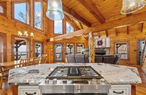 Bryson City Cabin | Mountaintop 4-bed Luxury Getaway w Sunset View, Game room, Hot Tub & Fire Pit