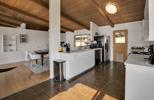 Carmel Villa | Mv45 Edge of the ocean estate Carmel by the Sea