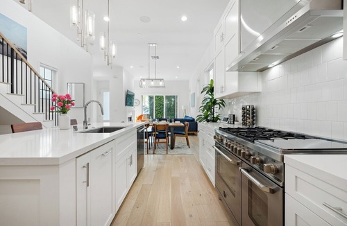 Del Rey House | New Home near Beaches, Culver City, Venice, Sofi Stadium, Santa Monica, and LAX