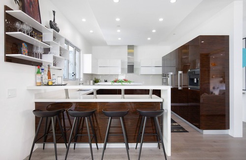 Hollywood Dell House | NEW LISTING! Sophisticated Modern Retreat in Hollywood Hills.