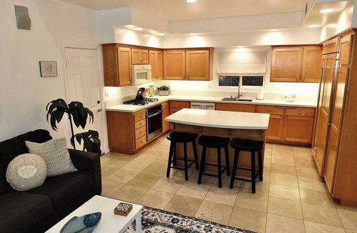 Belmont Shore House | New Remodel, Rooftop Deck, World Cup, Sleeps 8+