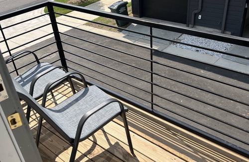 Charlotte House | New Townhome in South End with office, 1gb fiber