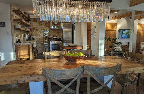 Barton Hills House | NEXT LEVEL POOL experience HERE- Swim, SUP, kayak, Hike. COOL in so many ways
