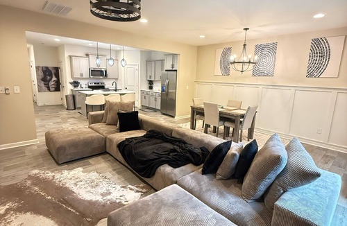 Harwood Lane House | Nice townhome very comfy in charming Charlotte
