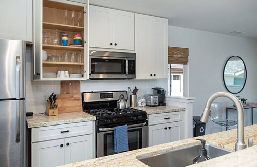 North Pacific Beach House | North Pacific Beach Retreat!