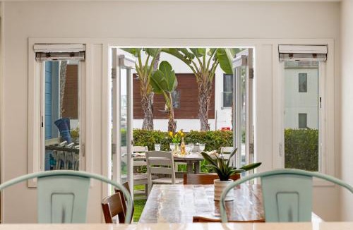 Ocean Beach House | OB Cottage Beach Views
