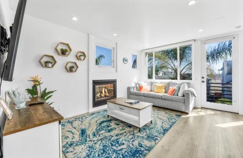 Mission Beach House | Ocean Bay Views with Private Rooftop Hot Tub