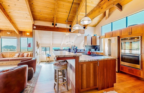 Sea Ranch House | Ocean-view home with hot tub on the golf course, dogs welcome