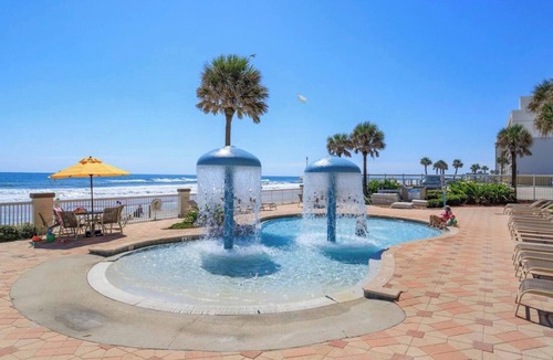 Ortona Park Apartment | Oceanfront Condo Daytona Beach