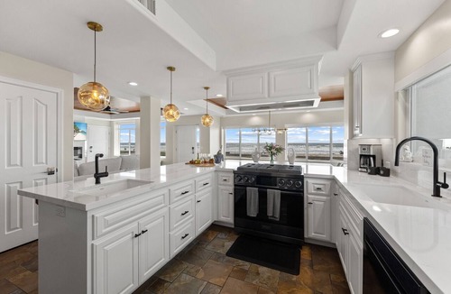 Mission Beach Condo | Oceanfront Family Spot | Bluewater Mission Beach