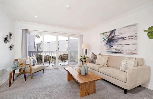 South Redondo Apartment | One Bedroom Coastal Residence with Ocean Views